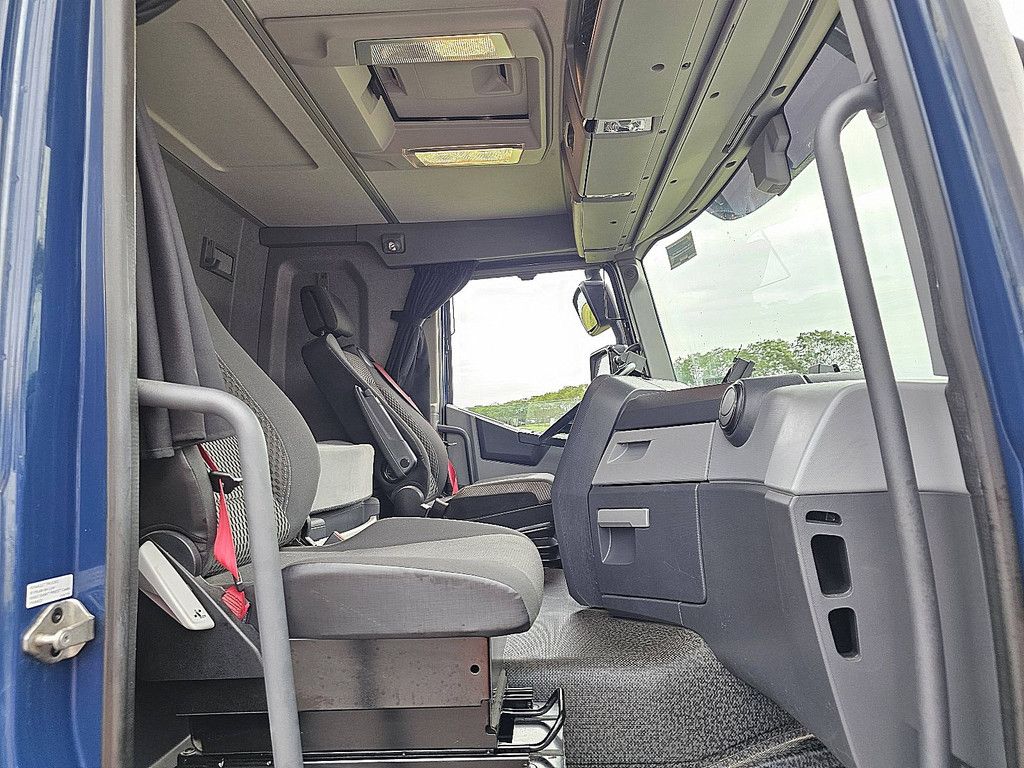 RENAULT C 440 t 440 low roof