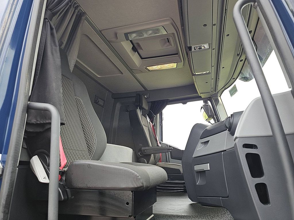 RENAULT C 440 t 440 low roof