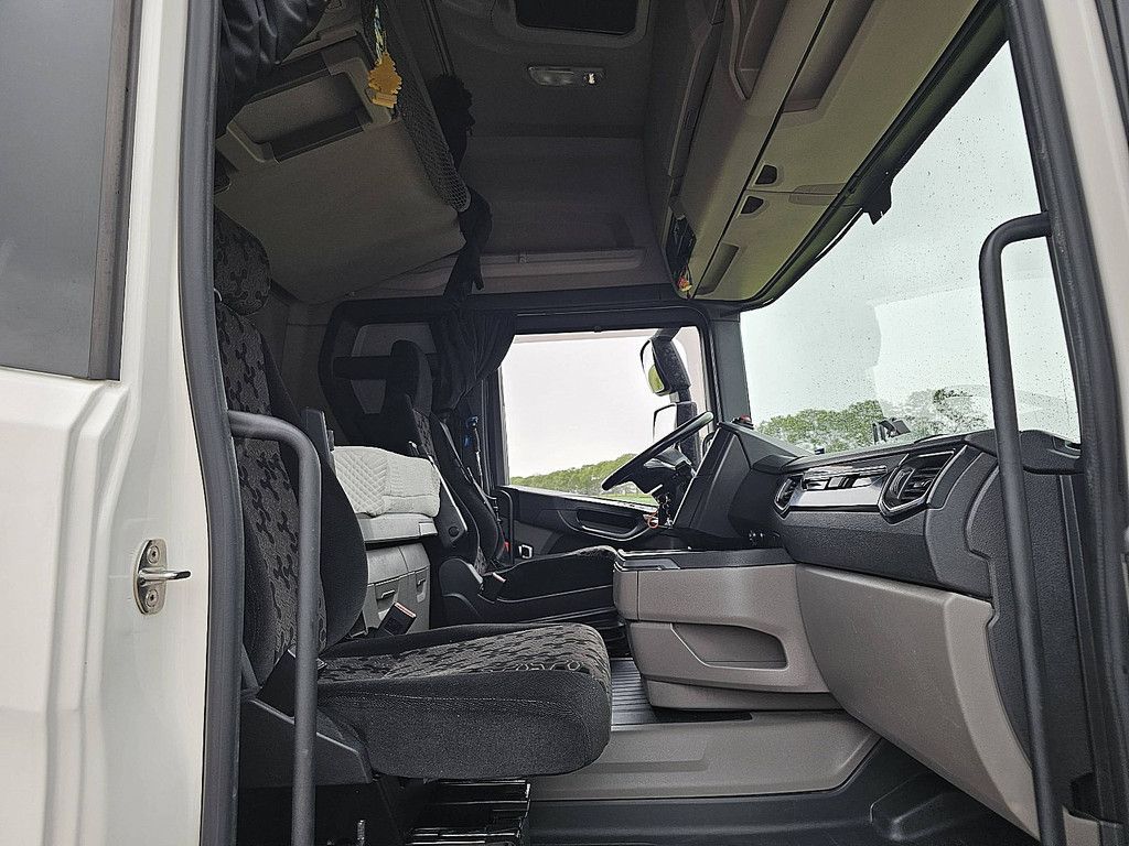SCANIA R450