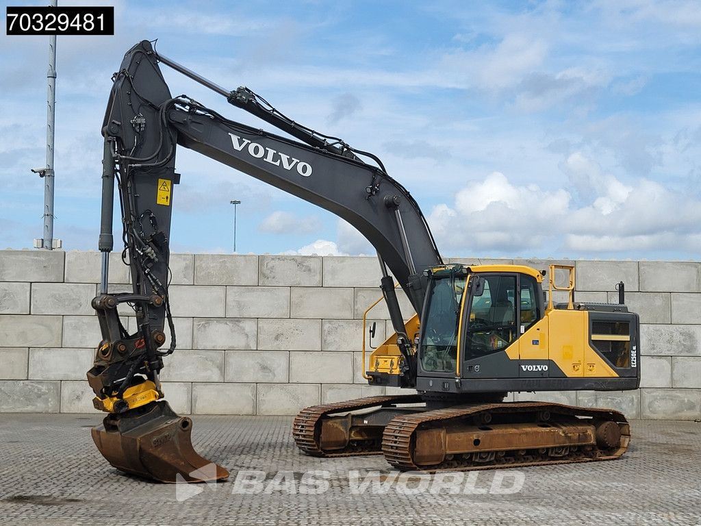 Volvo EC250 E NL 3M Width