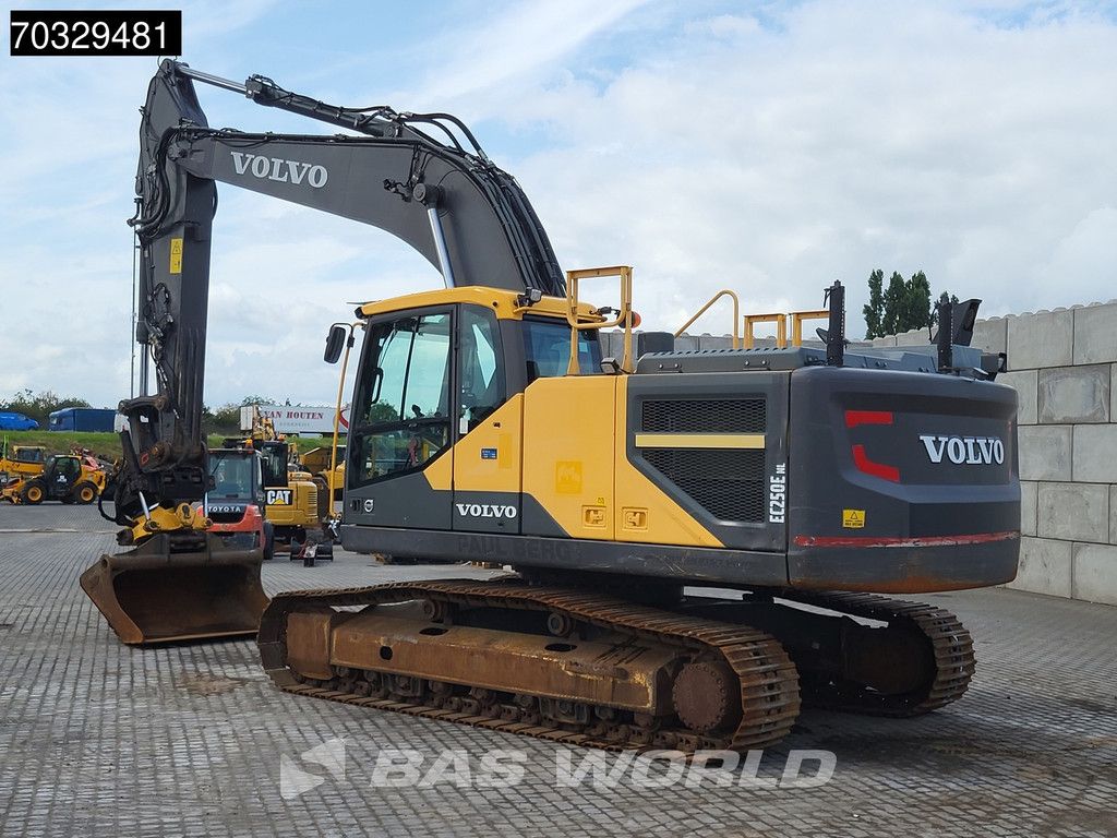Volvo EC250 E NL 3M Width