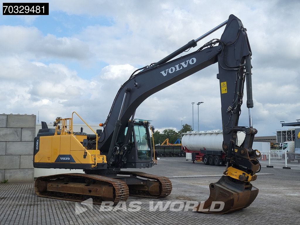 Volvo EC250 E NL 3M Width
