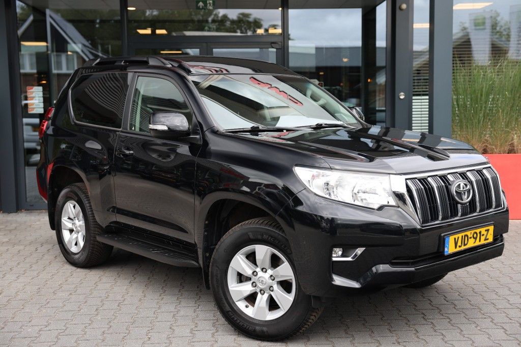 Toyota Landcruiser 150 2.8 D-4D 3DRS CHALLENGER A/T VAN