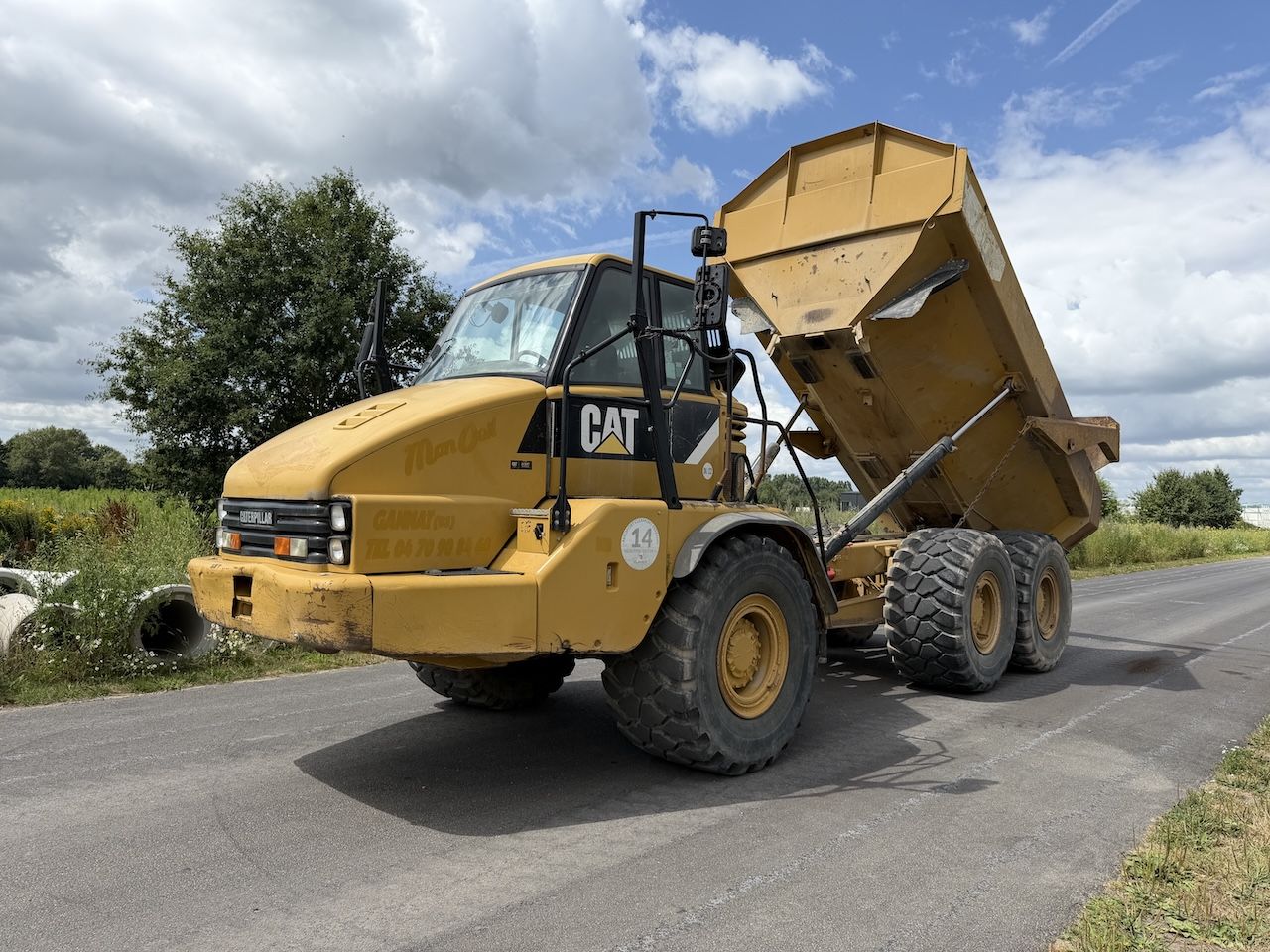 Caterpillar 730 Dumper
