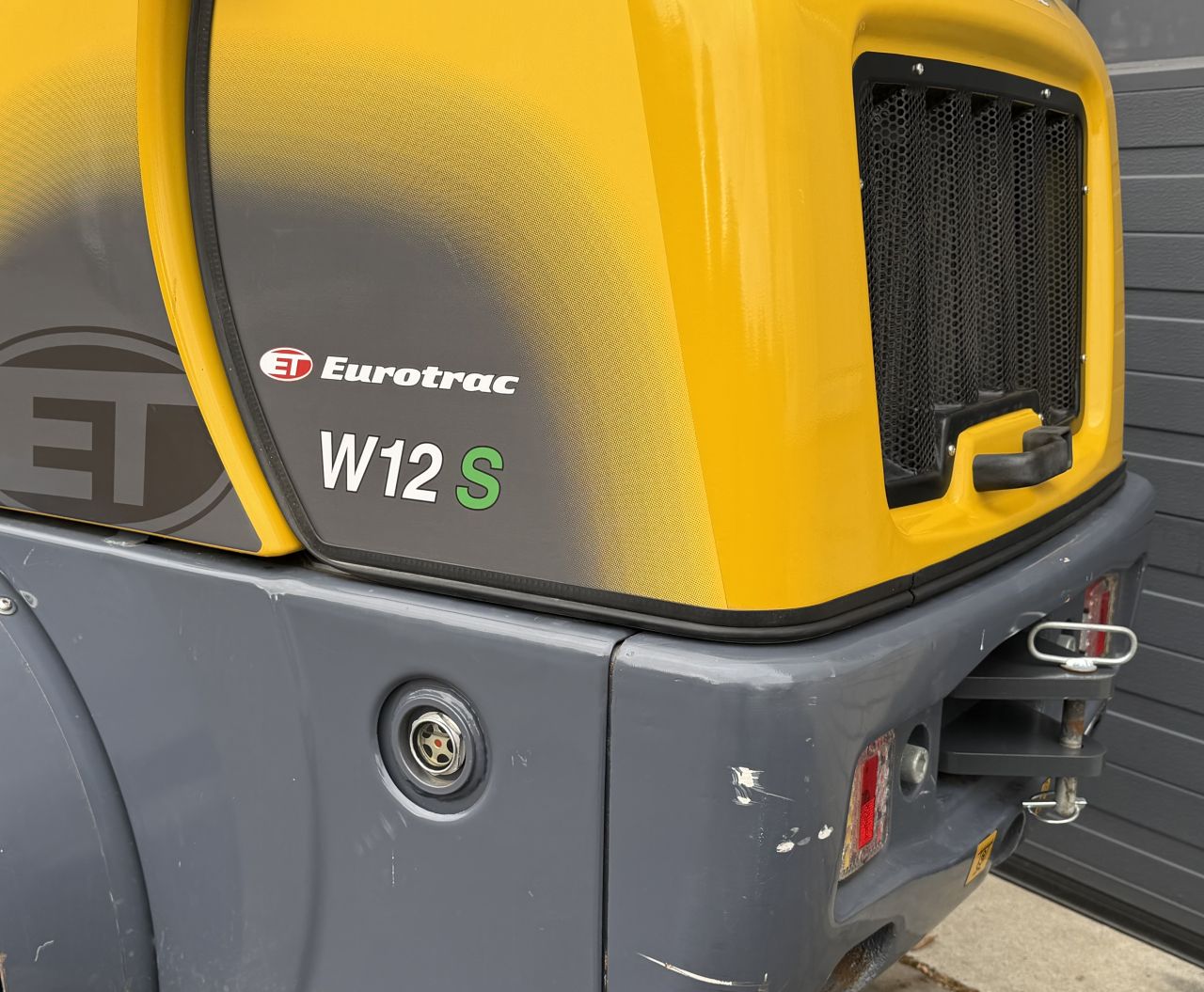 Gebruikte Eurotrac w12cs | loader | shovel | 200 draaiuren