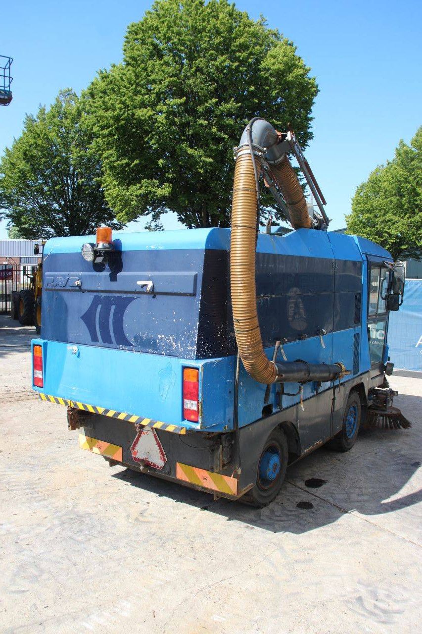 Sweeper Ravo 5002 SI Diesel 2000