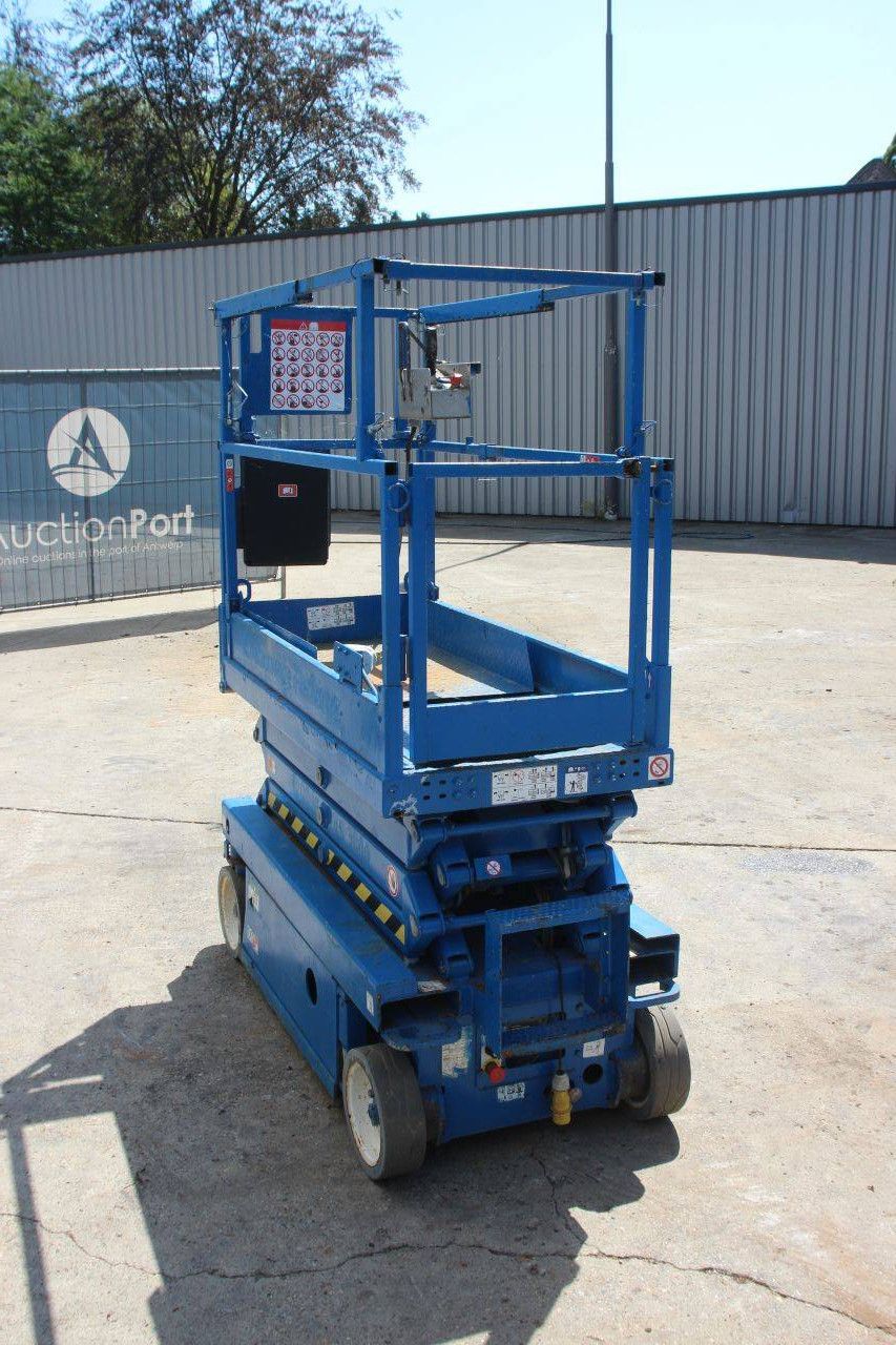 Skyjack SJIII-3219 Elektrische Scherenbühne 227 kg 7,8 m 2015
