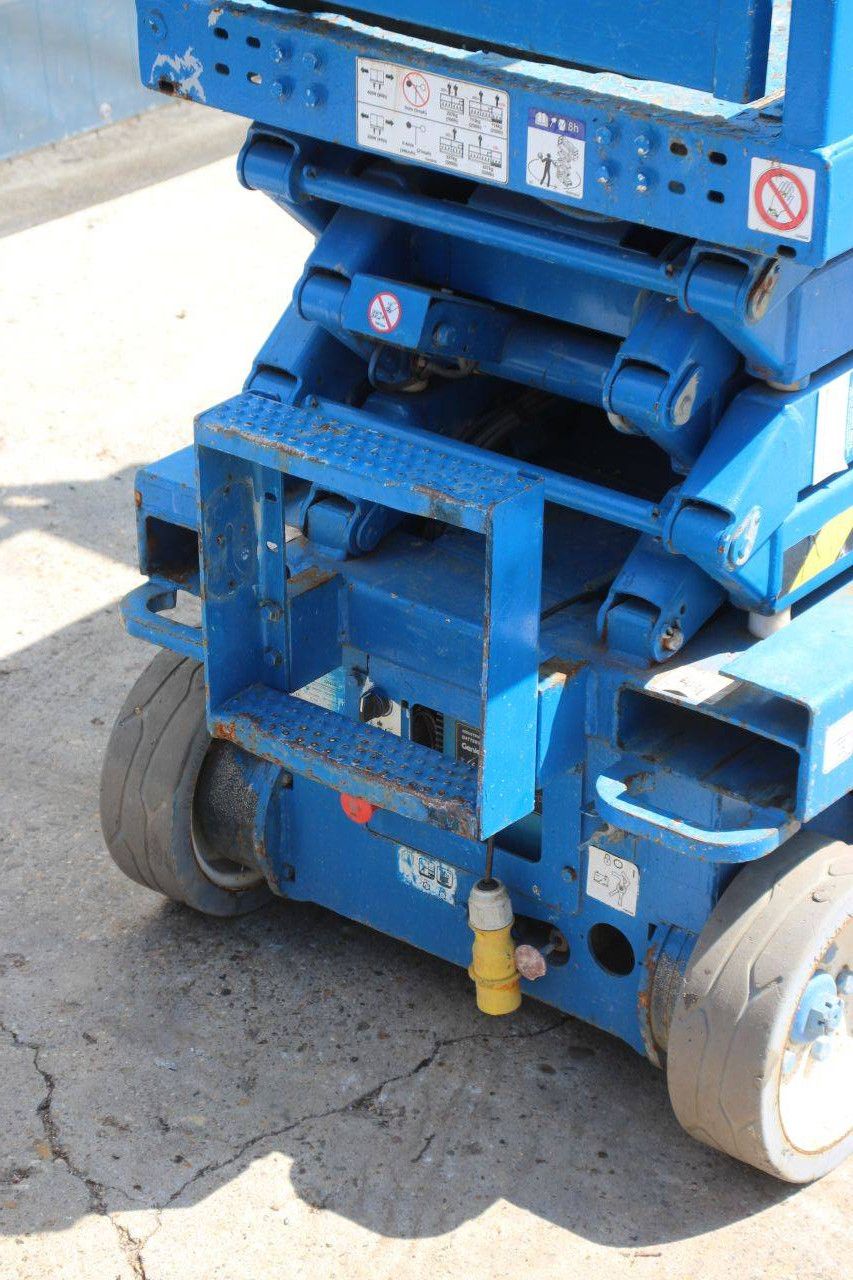 Skyjack SJIII-3219 Elektrische Scherenbühne 227 kg 7,8 m 2015