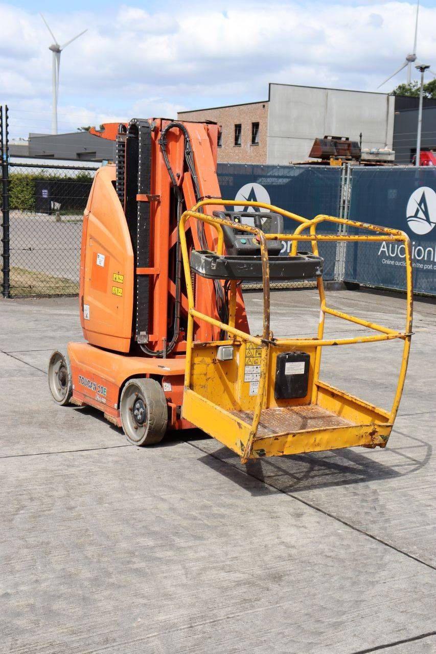 JLG Toucan 10E Elektrischer Mastlift 200 kg 2012