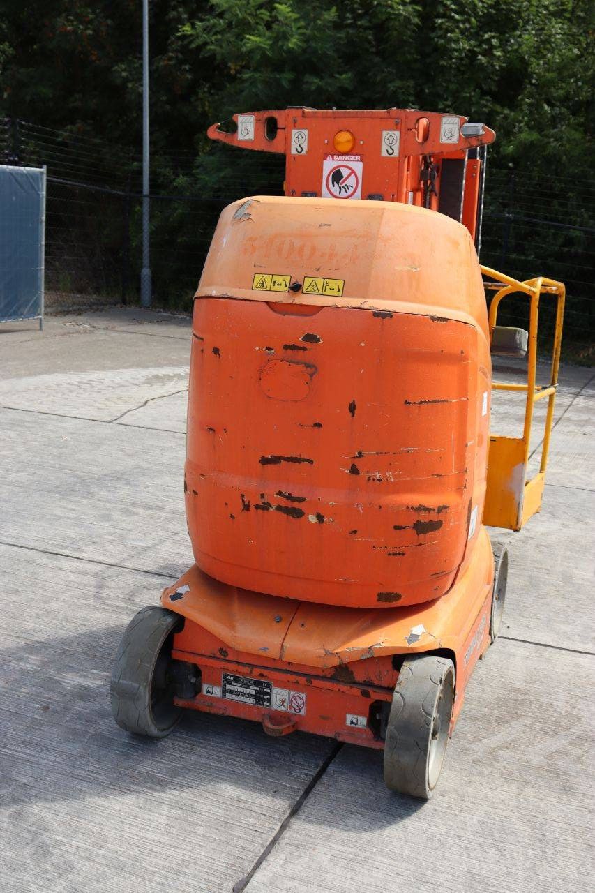 JLG Toucan 10E Elektrischer Mastlift 200 kg 2012