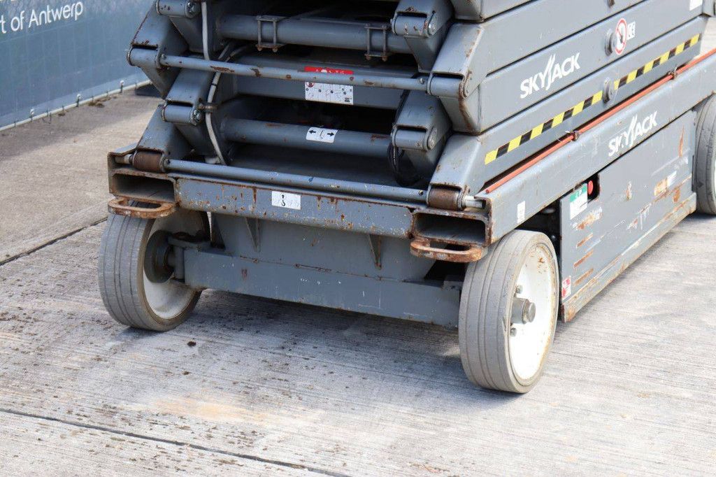 Skyjack SJIII-4632 Elektrische Scherenbühne 317 kg 11,7 m 2016