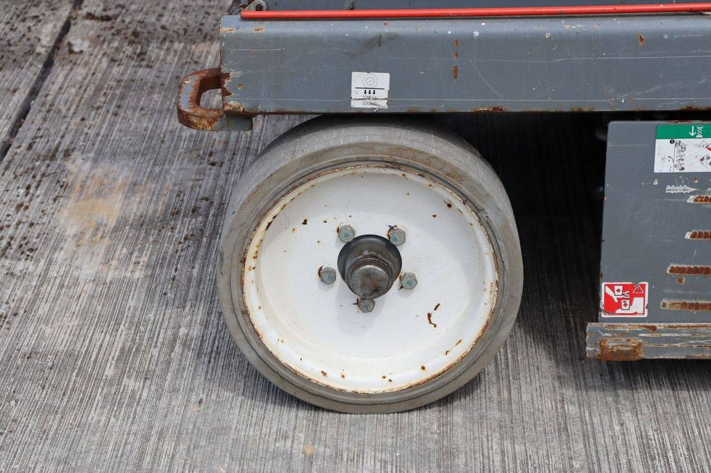 Skyjack SJIII-4632 Elektrische Scherenbühne 317 kg 11,7 m 2016