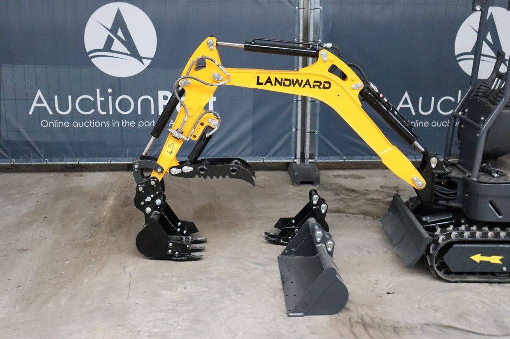 Landward XT10pro 7kW Mini Excavator 2026 New