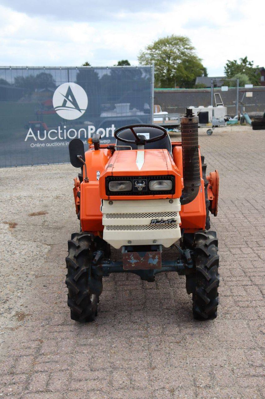 Kleintraktor Kubota ZB1600 Diesel 15,8 PS mit Grubber
