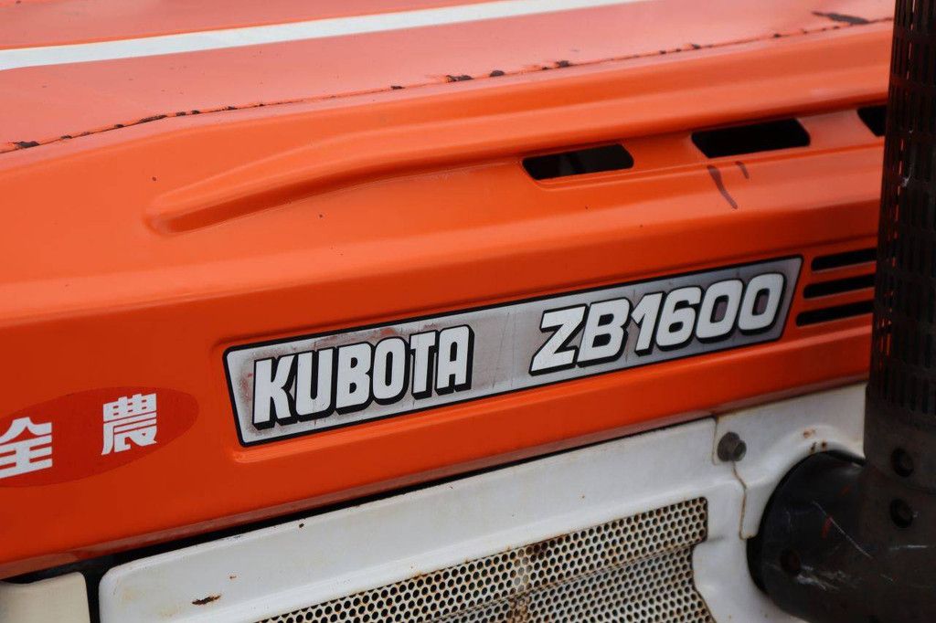 Kleintraktor Kubota ZB1600 Diesel 15,8 PS mit Grubber