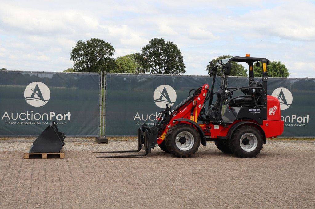 Landward W1160 Diesel Wheel Loader 18.2kW 2025 New