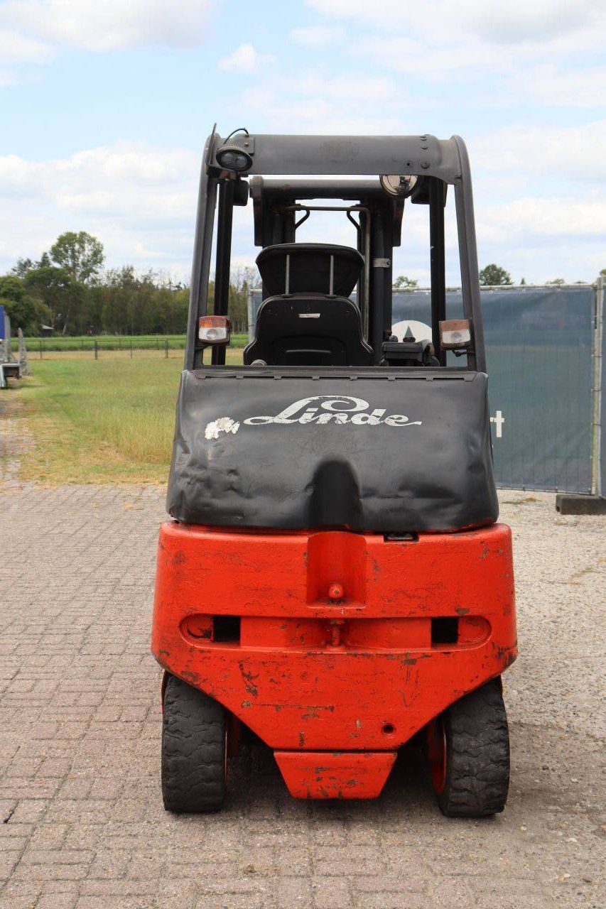 Linde E30/03/600 Elektrogabelstapler 3000 kg 4,5 m 2005