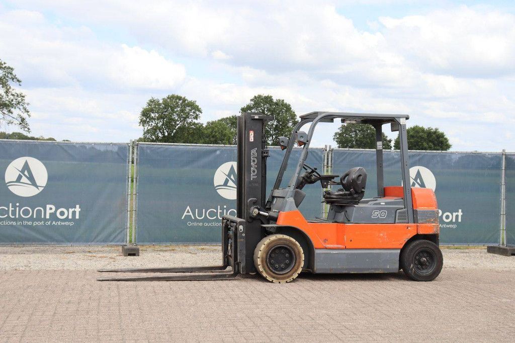 Toyota 7FBMF50 Elektrogabelstapler 5000 kg 3,3 m 2006