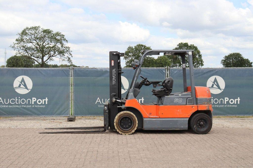 Toyota 7FBMF50 Elektrogabelstapler 5000 kg 3,3 m 2006