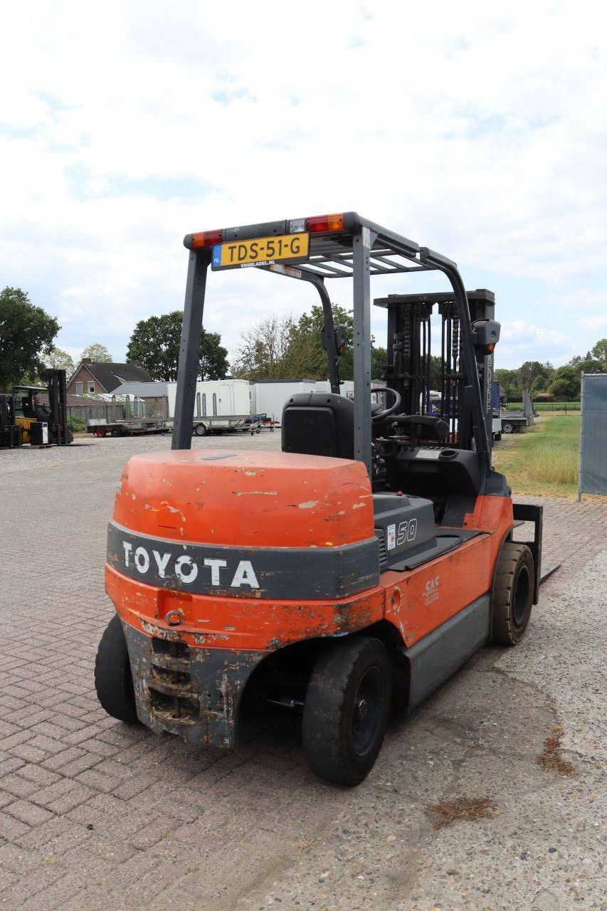Toyota 7FBMF50 Elektrogabelstapler 5000 kg 3,3 m 2006