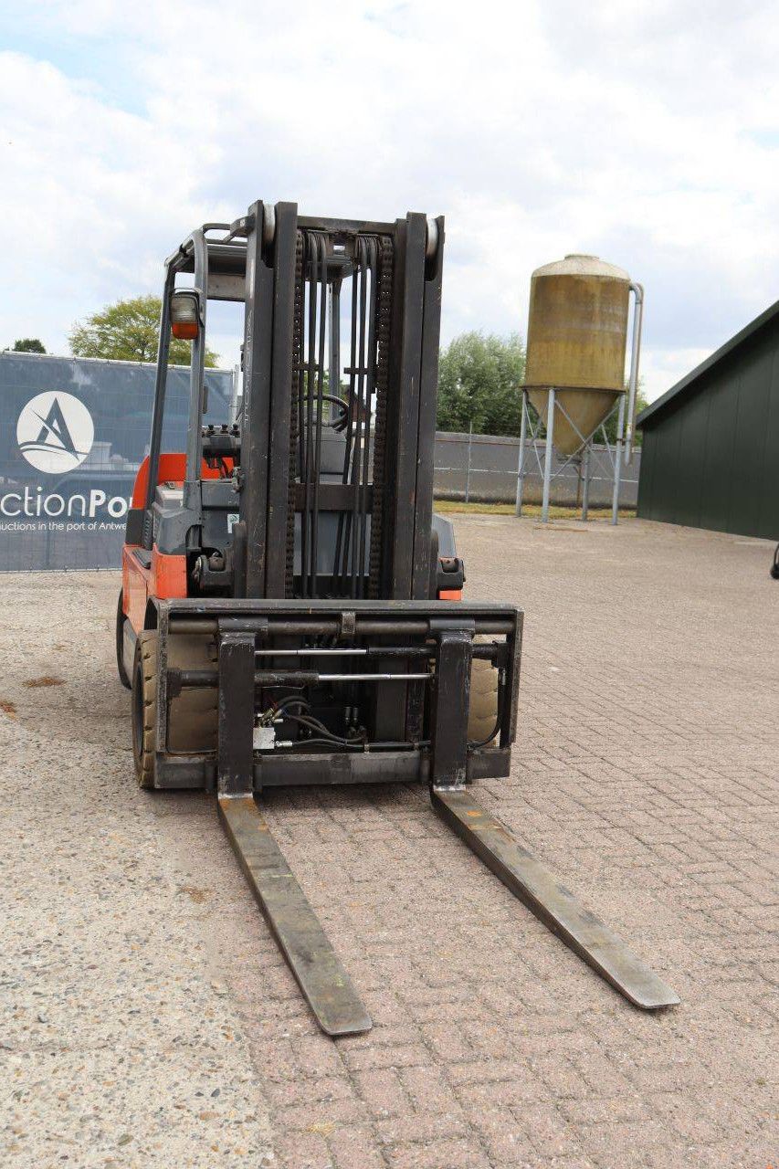 Toyota 7FBMF50 Elektrogabelstapler 5000 kg 3,3 m 2006