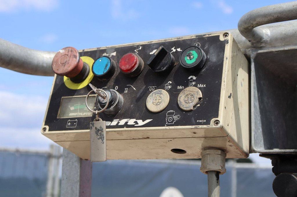Niftylift HR10E Elektrische Gelenkteleskoparbeitsbühne 10 m 2001