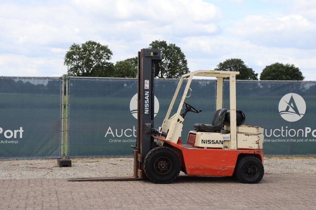 Gabelstapler Nissan PF02A200 LPG 2000 kg