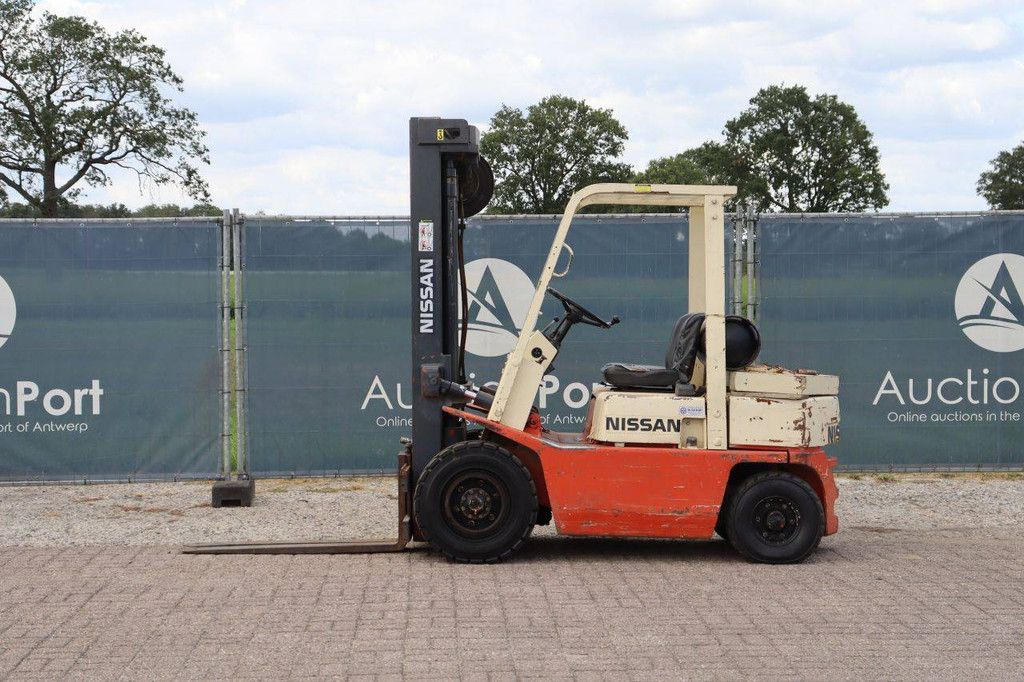 Gabelstapler Nissan PF02A200 LPG 2000 kg