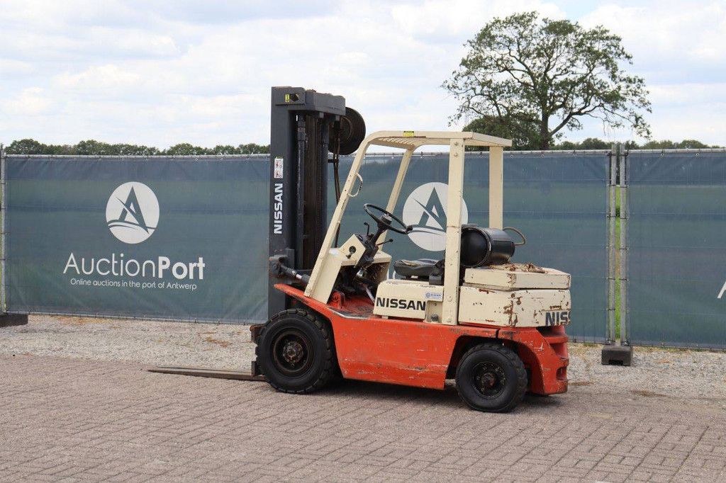 Gabelstapler Nissan PF02A200 LPG 2000 kg