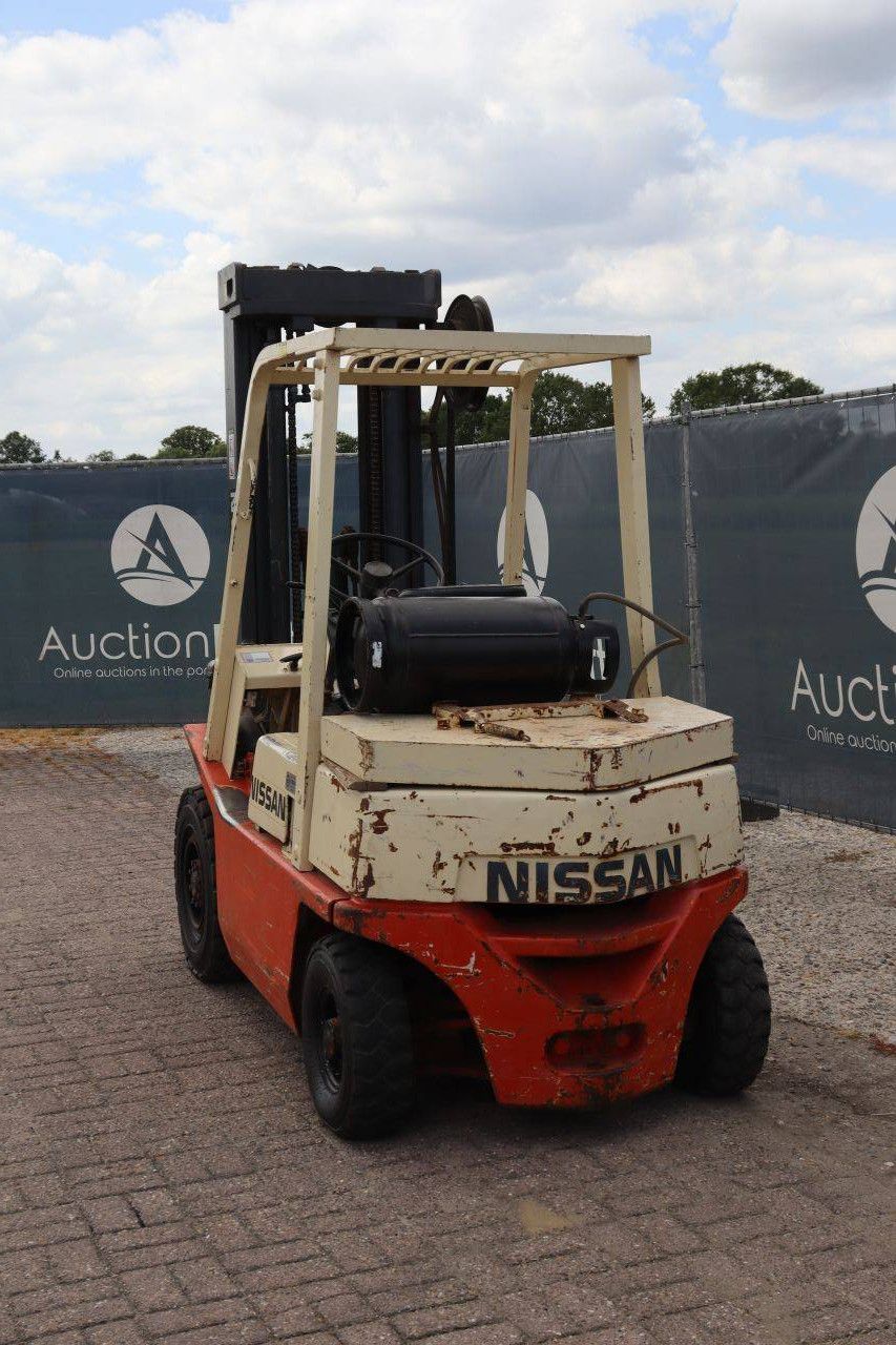 Gabelstapler Nissan PF02A200 LPG 2000 kg