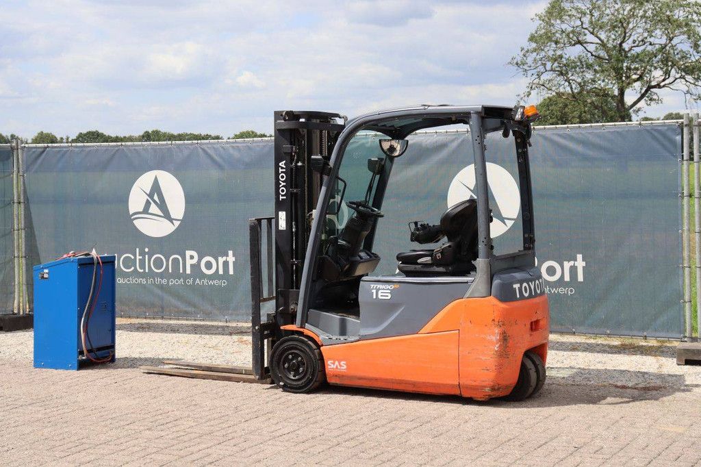 Toyota 8FBFT16 Electric Forklift 1600kg 2014