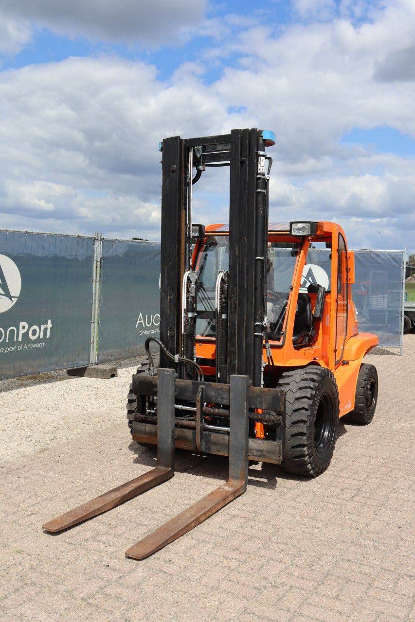 Gabelstapler Mast Explorer H30DSI 2WD Diesel 3000kg 2012