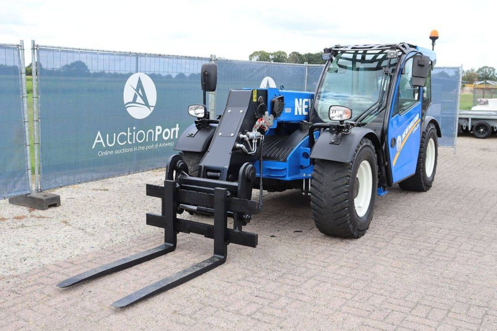 New Holland LM 628 Diesel-Teleskoplader 2800 kg 2019