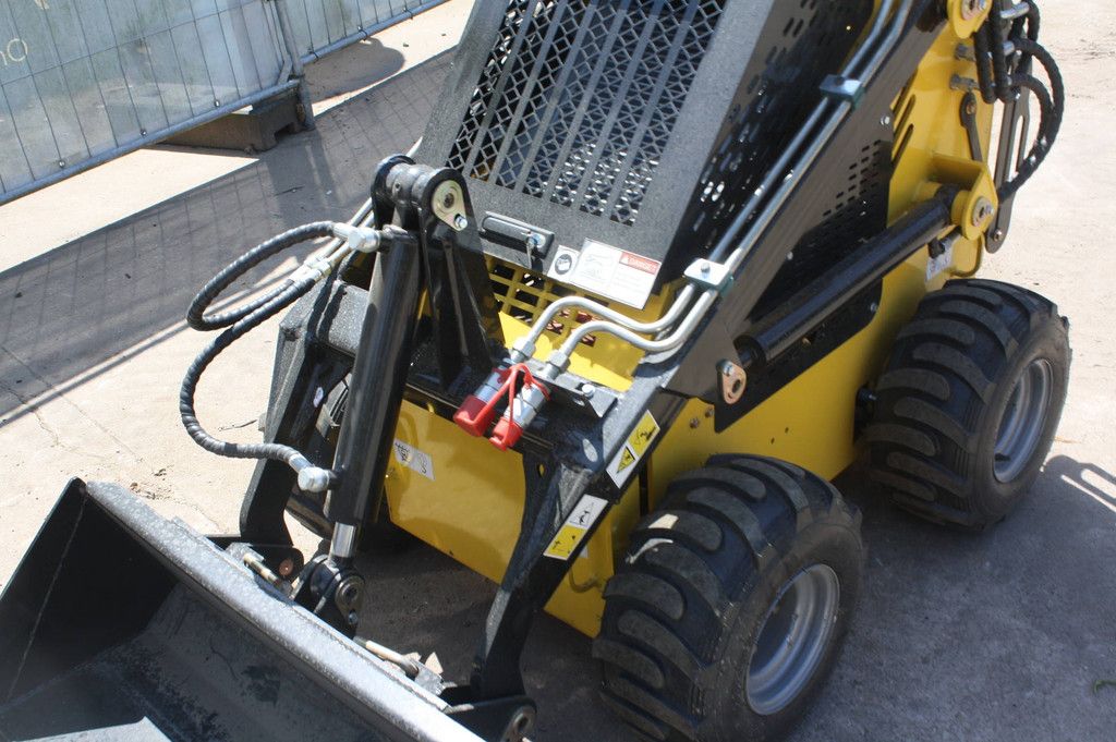 Delano S360 Skid Steer Loader Diesel 18hp 2026 New