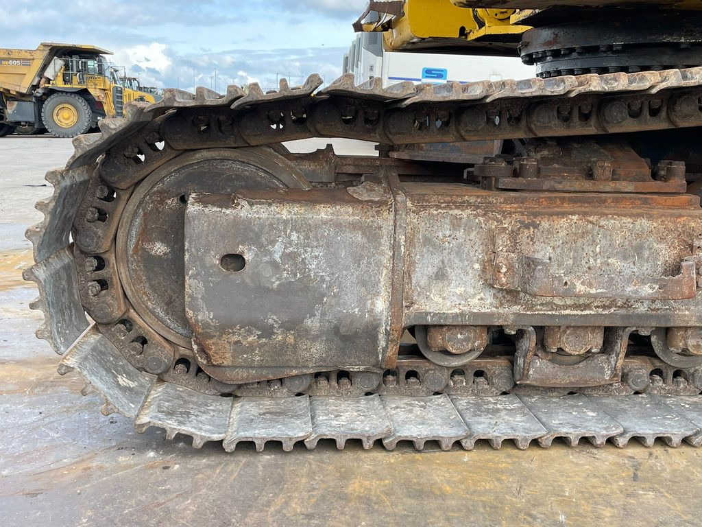 Komatsu PC490LCD-11