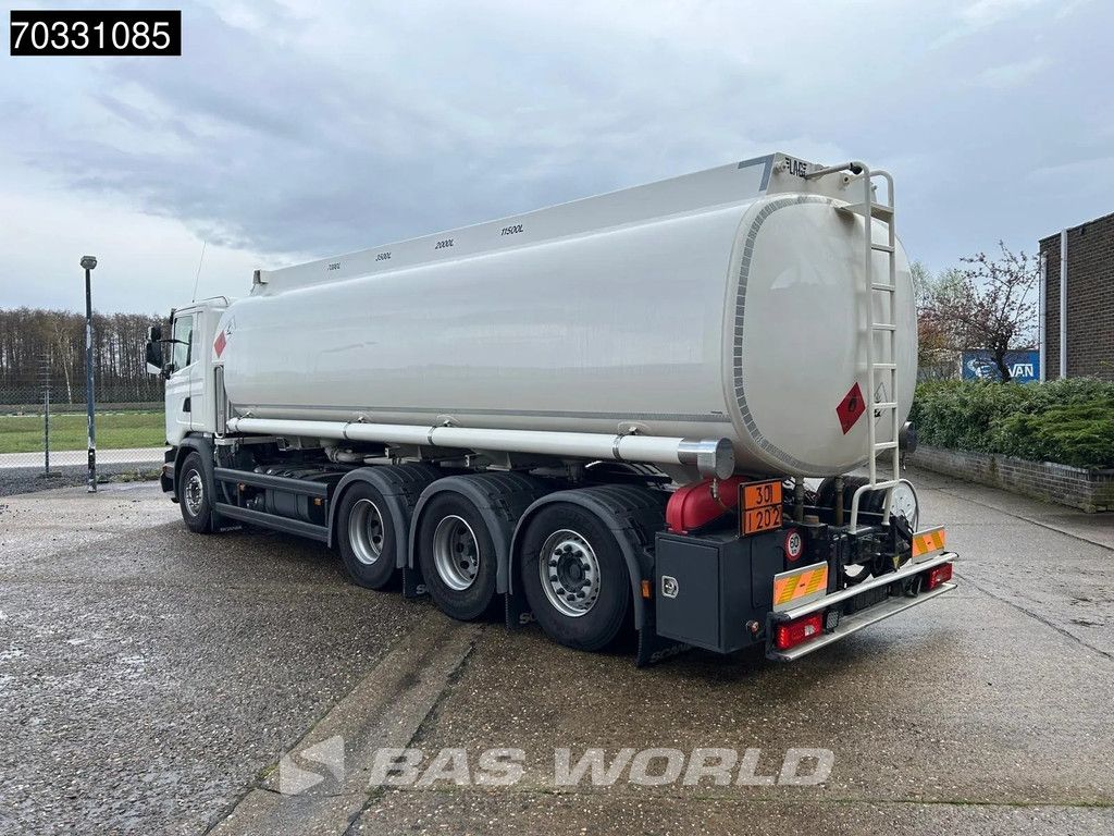 Scania G410 8X4 LAG Fuel tanker 26.257 Liters 4 compartments Steering Axle Automatic Euro 6
