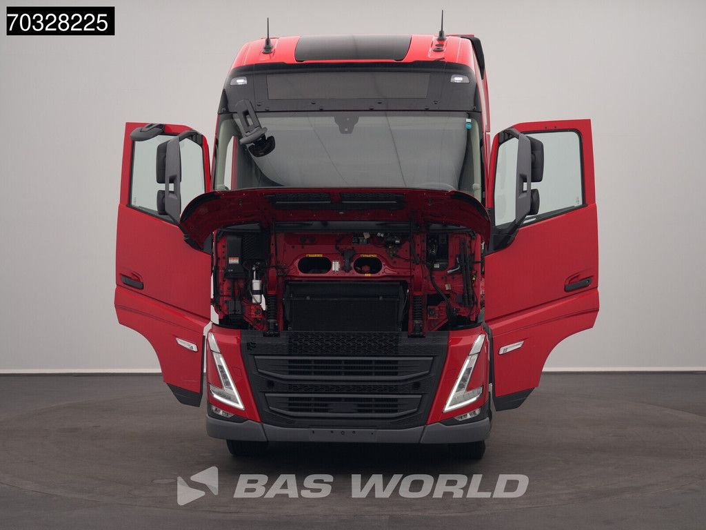 Volvo FH 460 4X2 XL 2x Tanks Navi ACC