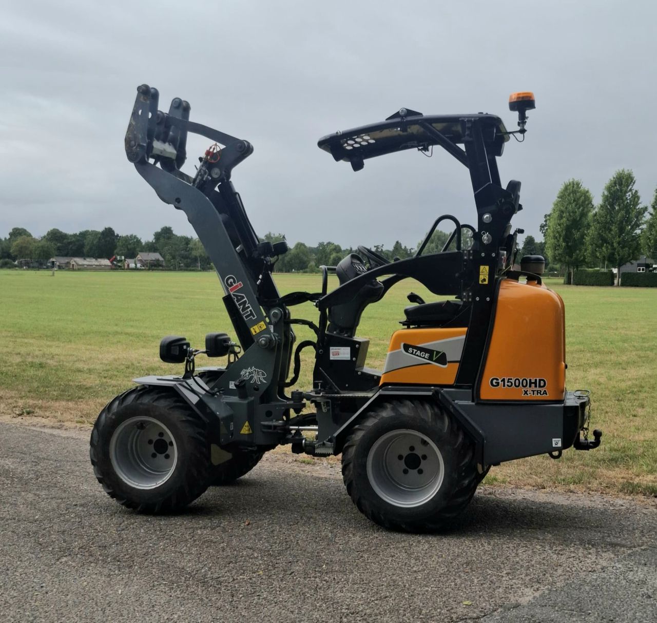 Giant G1500 L X-TRA HD | 2025 | 340 uur