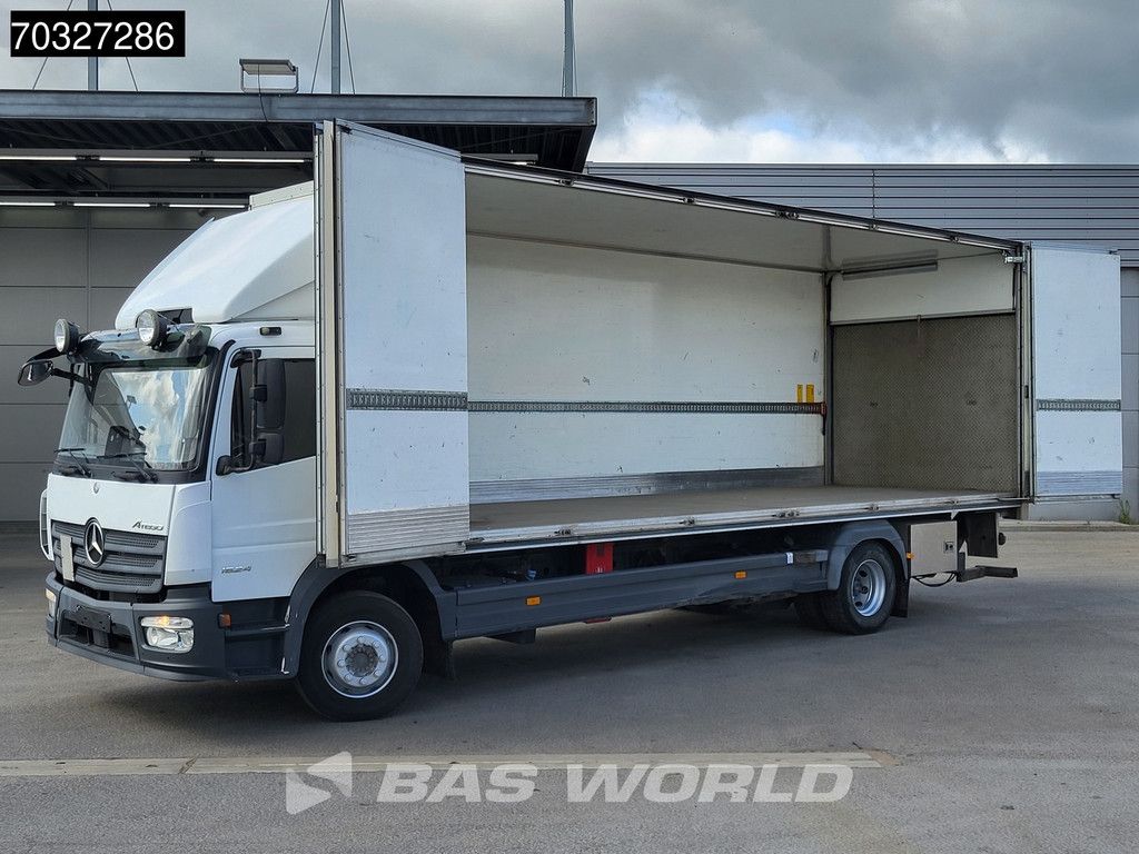 Mercedes Atego Atego 1524 4X2 15tonner 6-cylinder 2000kg Ladebordwand Automatic Euro 6