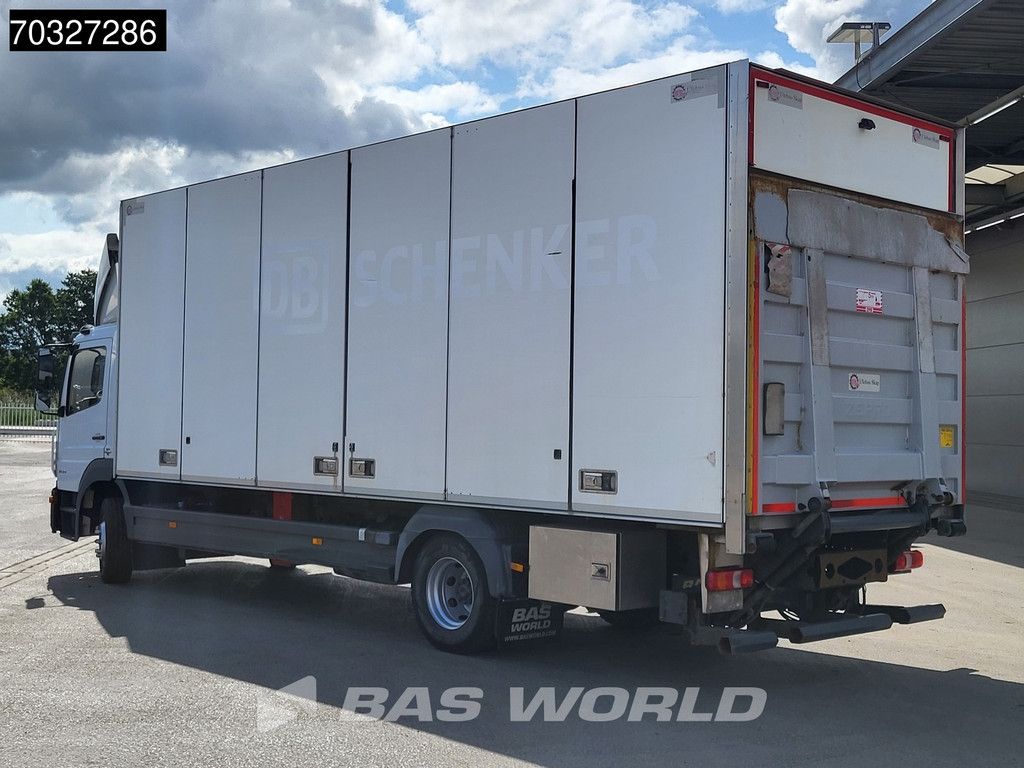 Mercedes Atego Atego 1524 4X2 15tonner 6-cylinder 2000kg Ladebordwand Automatic Euro 6