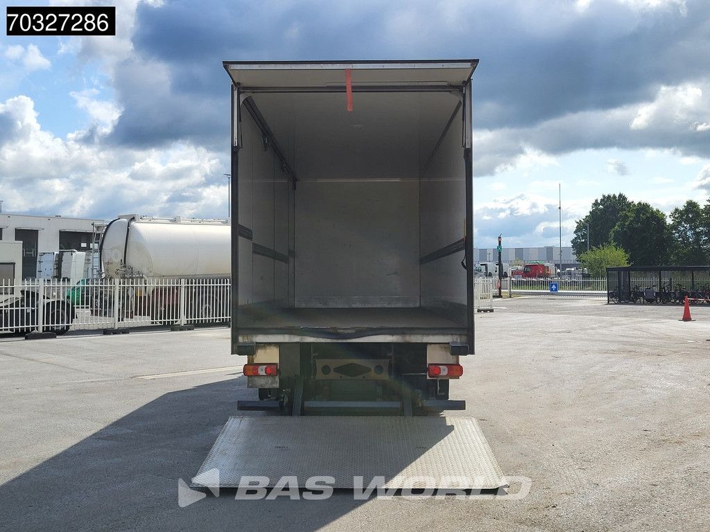 Mercedes Atego Atego 1524 4X2 15tonner 6-cylinder 2000kg Ladebordwand Automatic Euro 6