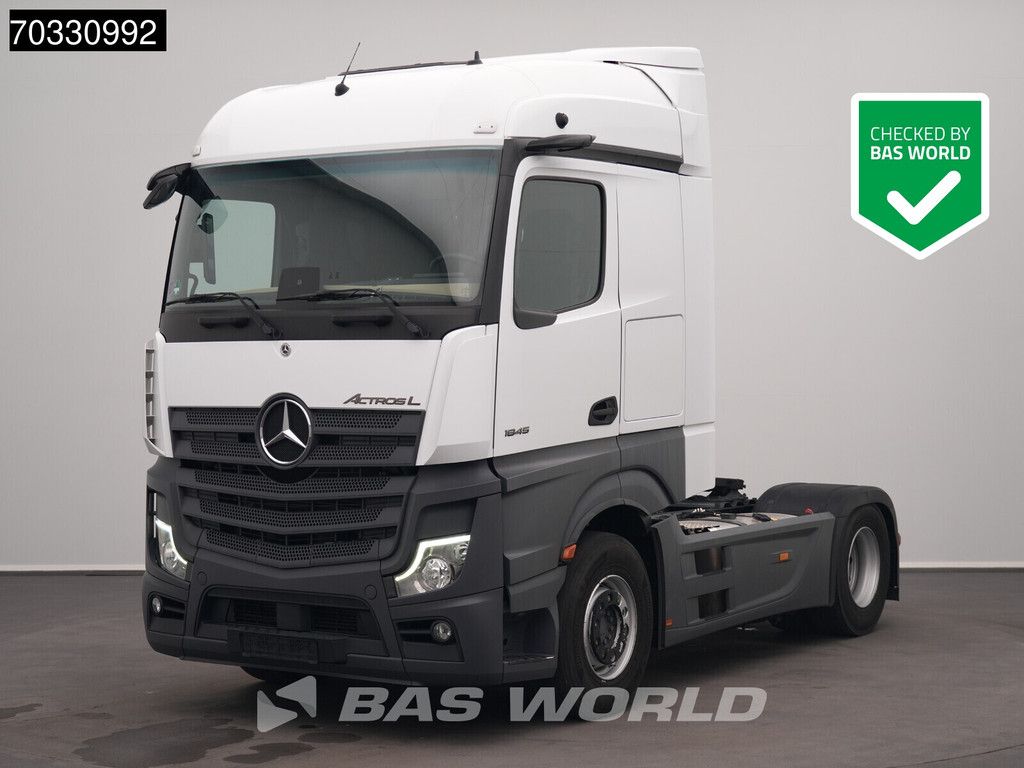 Mercedes Actros 1845 4X2 StreamSpace Retarder Standklima Navi ACC