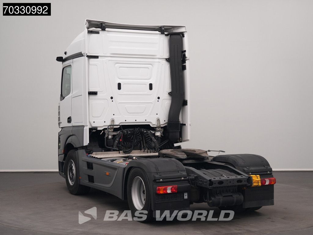 Mercedes Actros 1845 4X2 StreamSpace Retarder Standklima Navi ACC