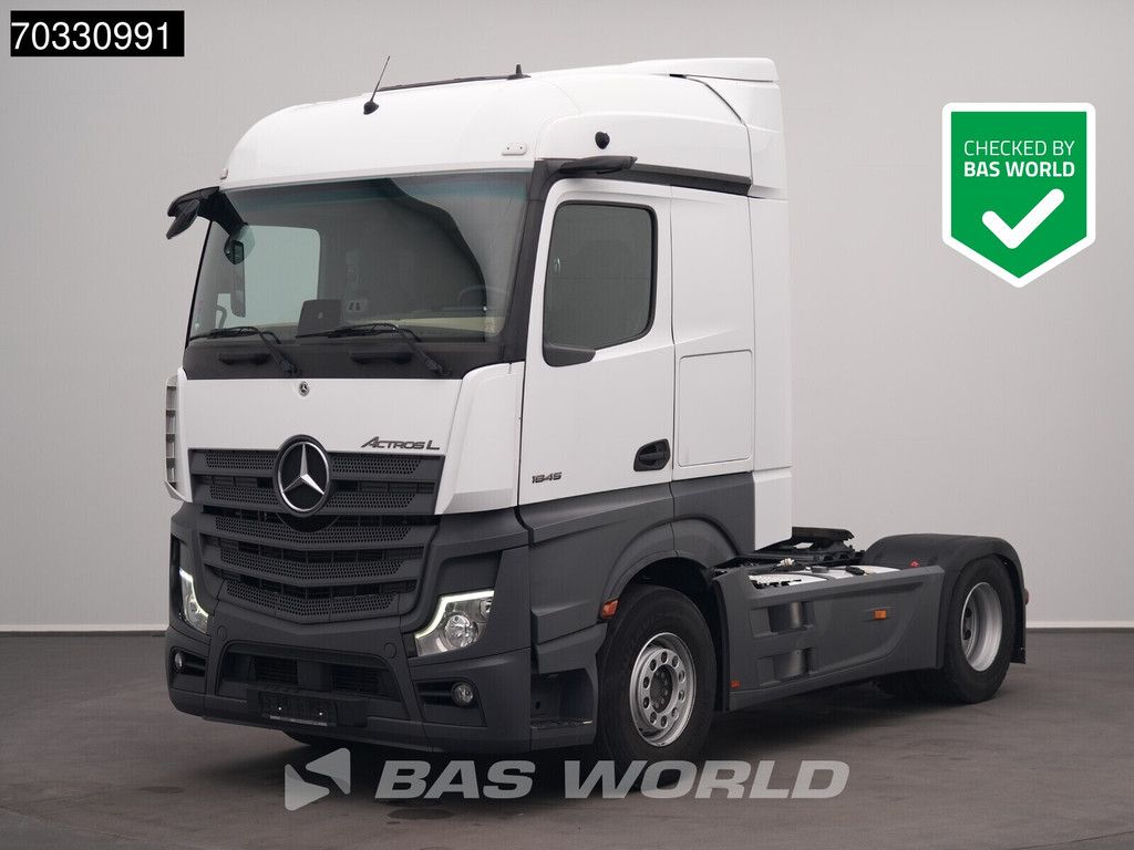 Mercedes Actros 1845 4X2 StreamSpace Retarder Standklima Navi ACC