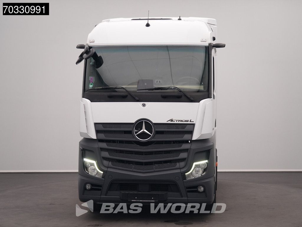 Mercedes Actros 1845 4X2 StreamSpace Retarder Standklima Navi ACC