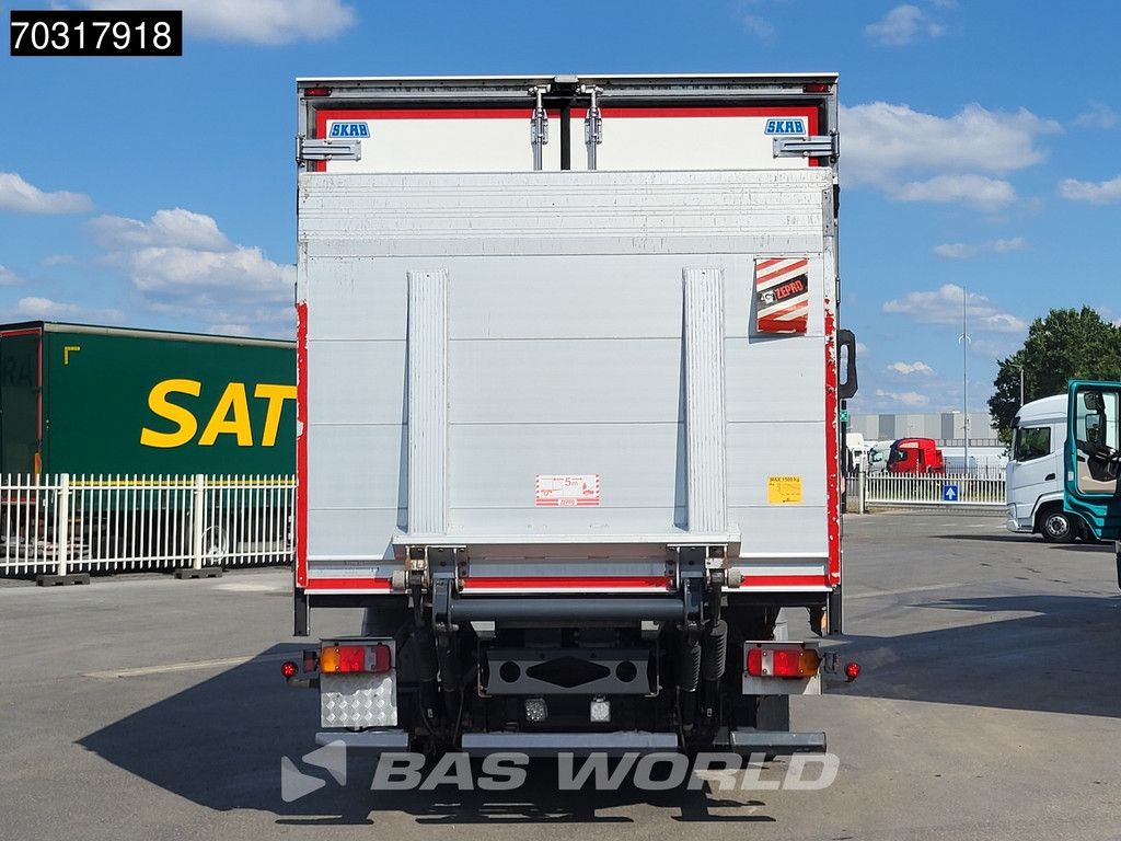 Mercedes Atego Atego 1324 4X2 13 tonner Thermo-king T-1200 1500kg Ladebordwand Euro 5