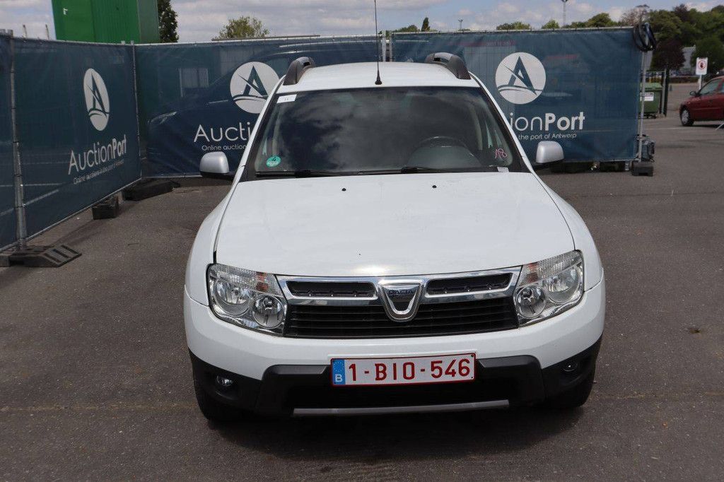 SUV Dacia Duster Diesel 107 PS 2012 (Marge)