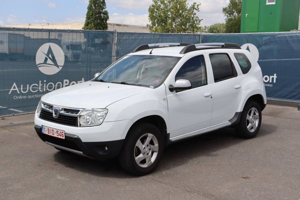 SUV Dacia Duster Diesel 107 PS 2012 (Marge)