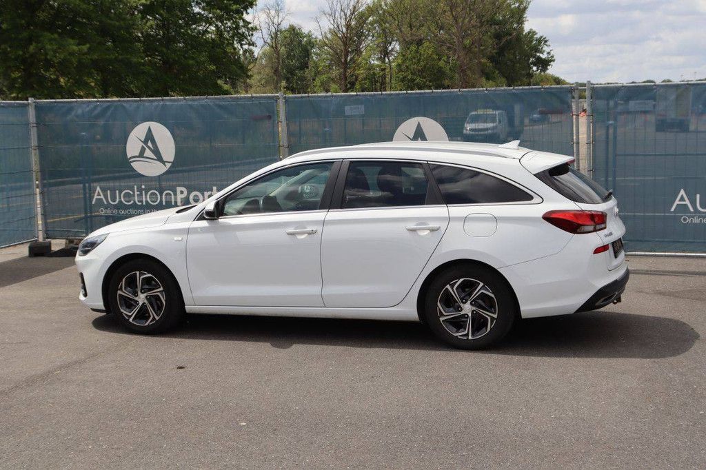 Pkw Hyundai i30 Hybrid 120 PS 2021 (Marge)