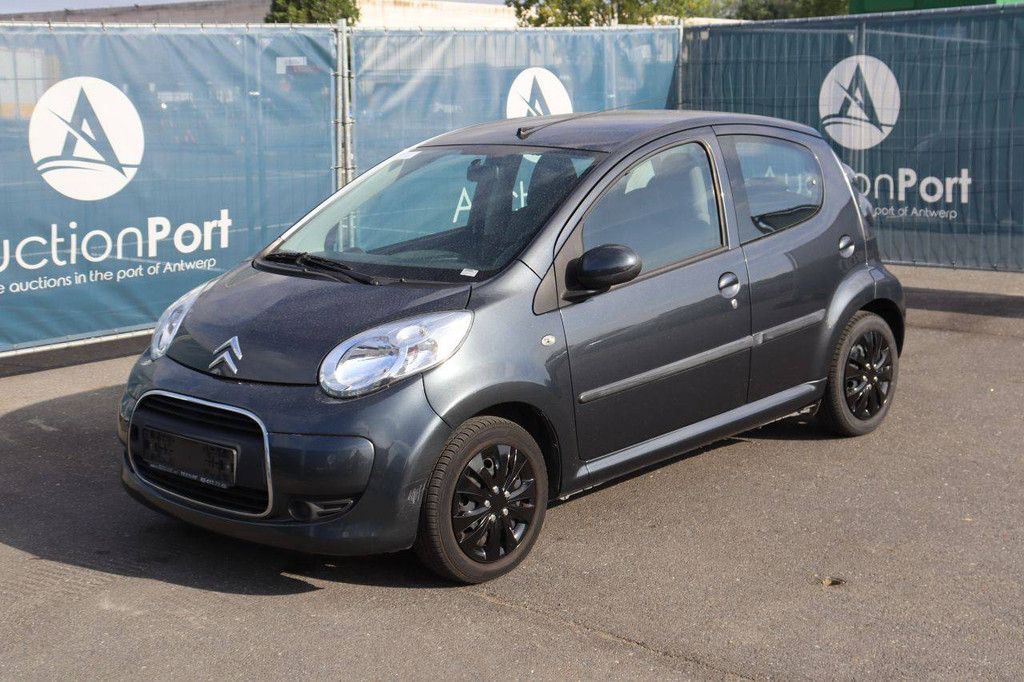 Pkw Citroën C1 Benzin 68 PS 2010 (Marge)